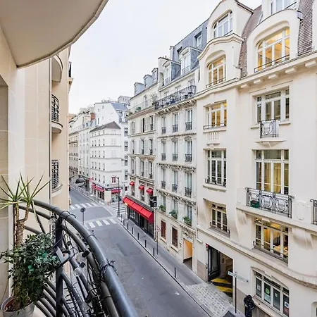 Appartamento Grand Et Central, 8e Pres Elysee Parigi